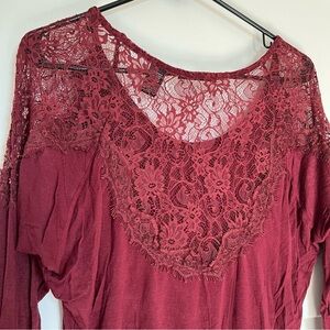 Long Sleeve Ruched Top With Lace